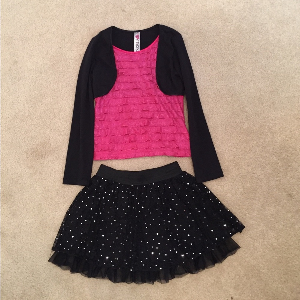 Ruffled Top with Lace Tulle Skirt