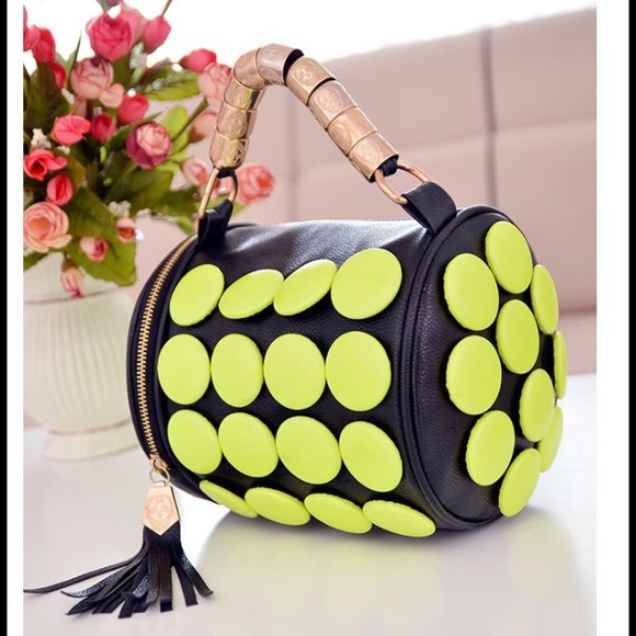 Stylish Faux Leather Shoulder Purse - Picture 5 of 8