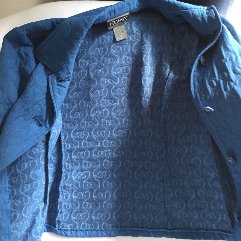 Comfortable Blue Jacket - Picture 5 of 6