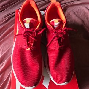 Nike Women Roshe Runs