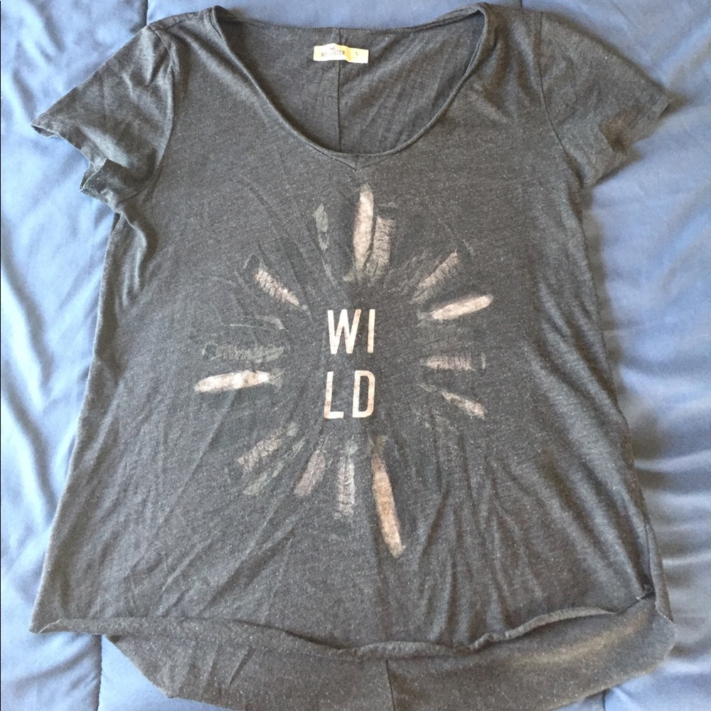 Gray t-shirt