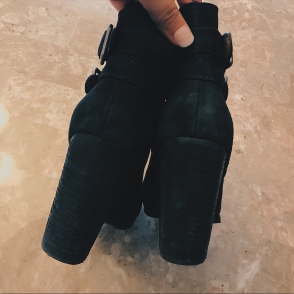 Lucky Brand Ankle Boots - Picture 3 of 7