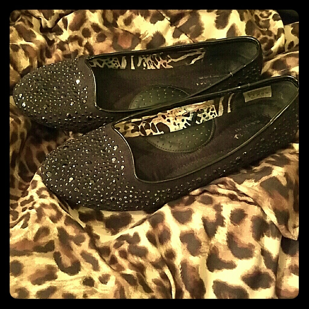 Shoes ,memory foam