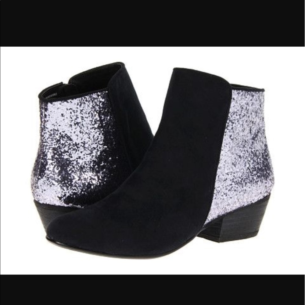 Kelsie dagger boots