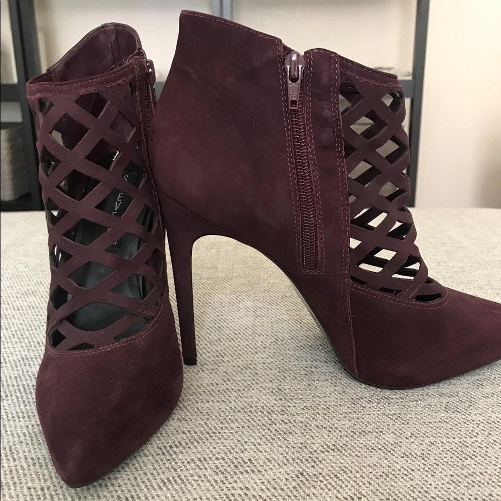 Steven by Steve Madden Frances Wine Nubucks