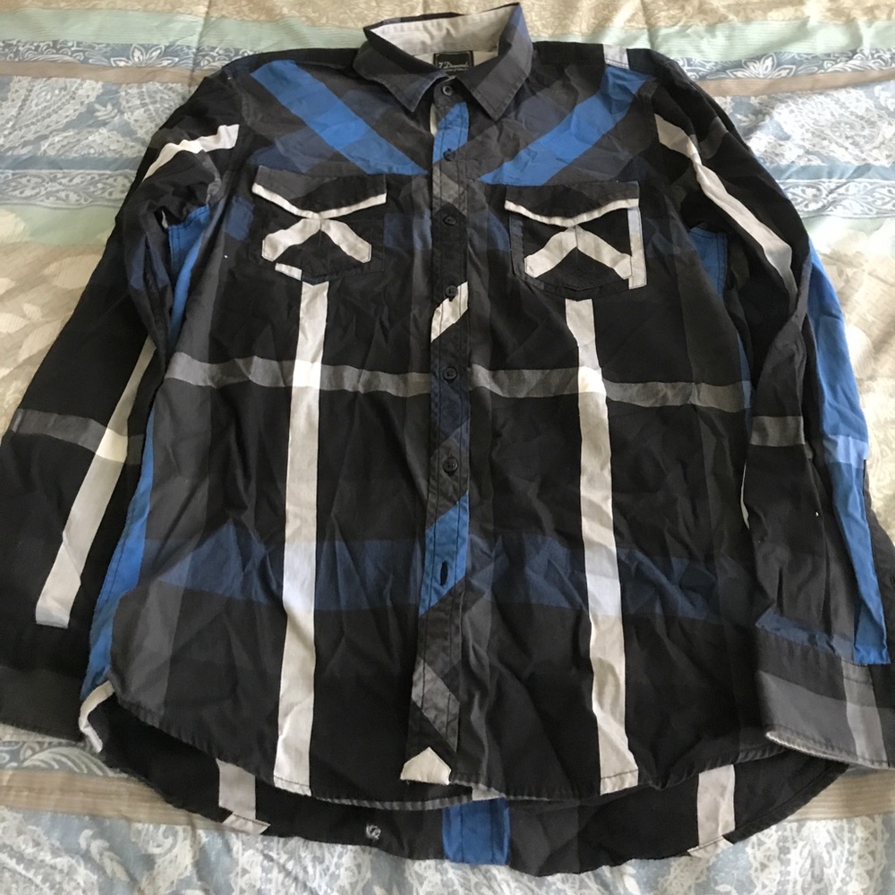 7 diamond button up