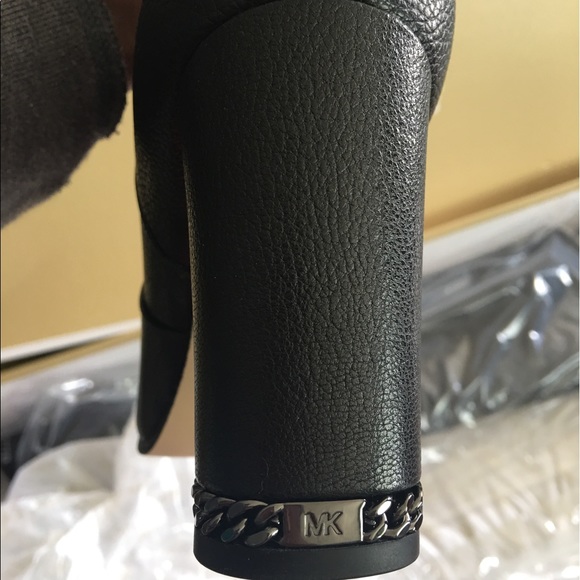 Michael kors Sabrina leather boots ONE DAY SALE - Picture 4 of 7