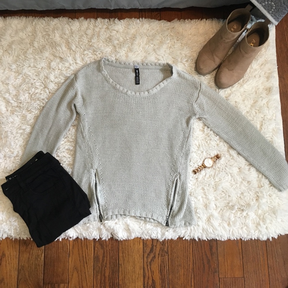 Design Lab (Lord & Taylor) zipped sweater