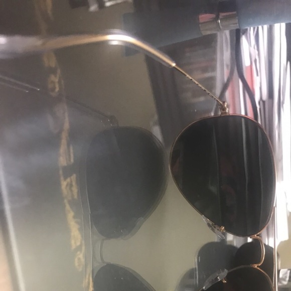 Ray-Ban Aviators - Picture 4 of 4