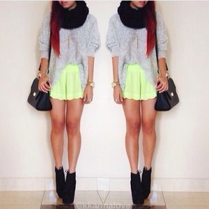 NEW NEON GREEN scalloped hem shorts-S