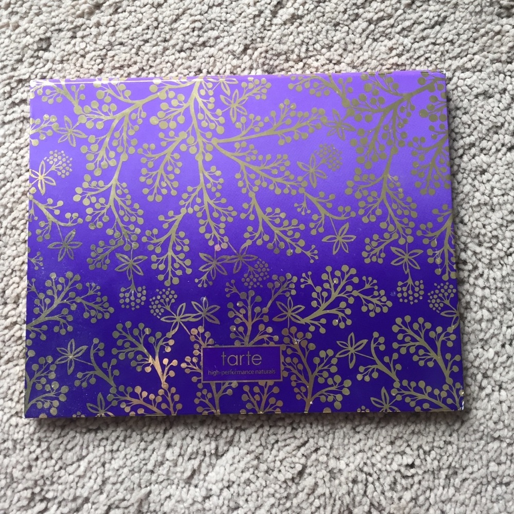 Tarte of giving palette.