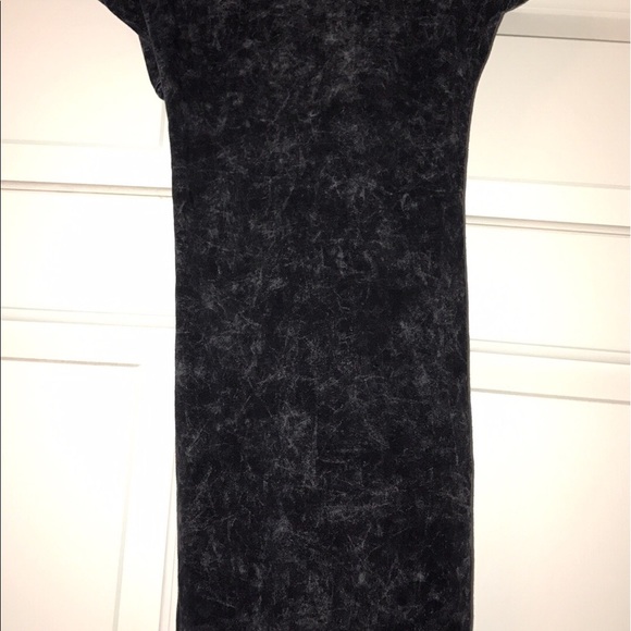 tight stretchy short dress - Picture 3 of 3