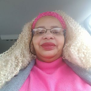 Meet your Posher, Sandra