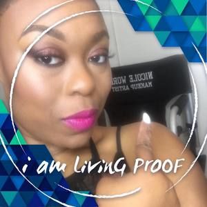 Meet your Posher, Nicole