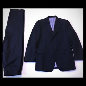 Sean John - 100% Wool Suite - Black Stripes - 38R