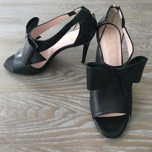 NEW Kate spade black leather bow heels 6