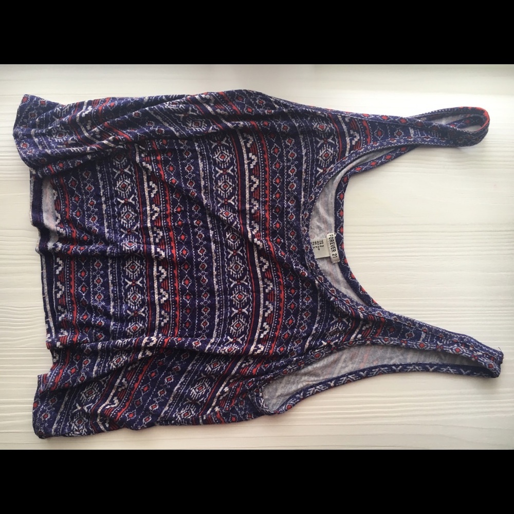 Printed crop top