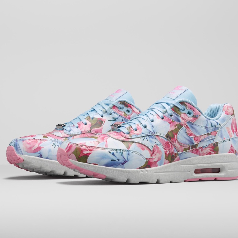Nike City Collection Paris Sneakers