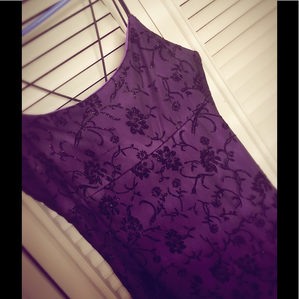 Dress - Picture 2 of 3