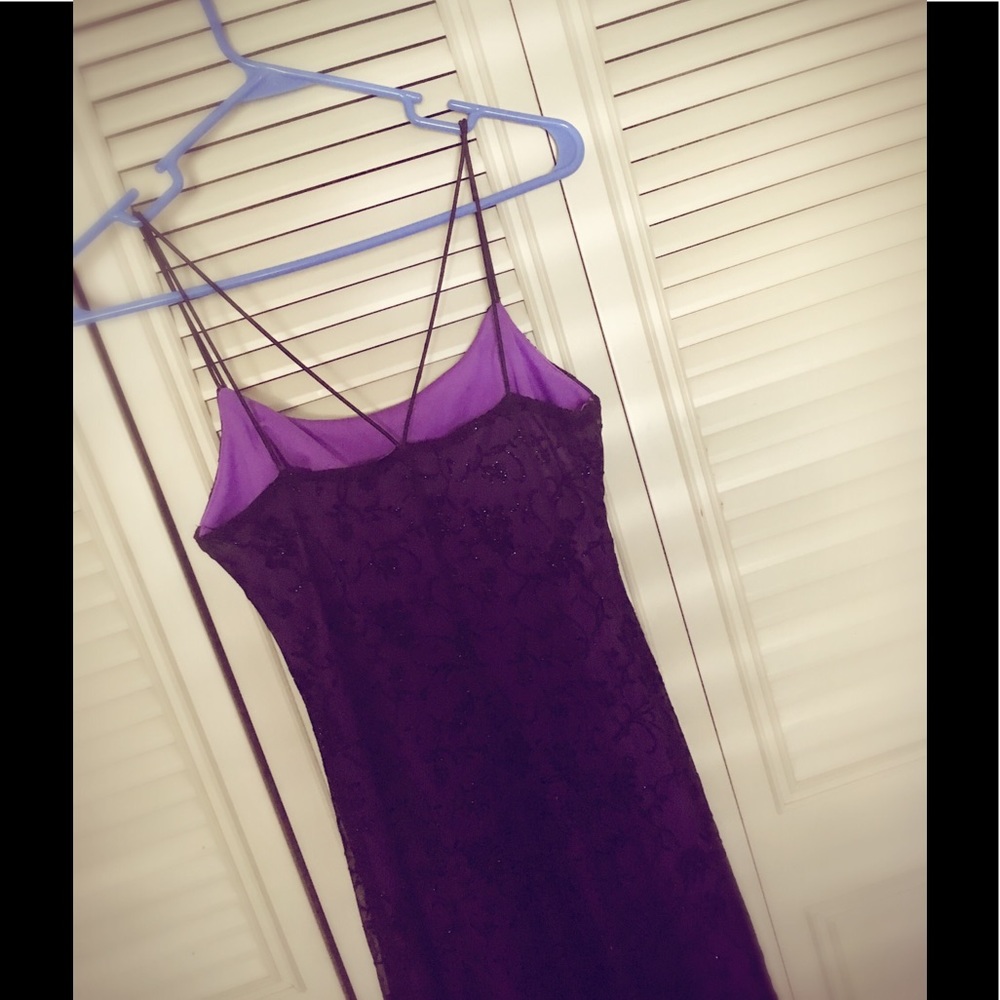 Dress - Picture 3 of 3