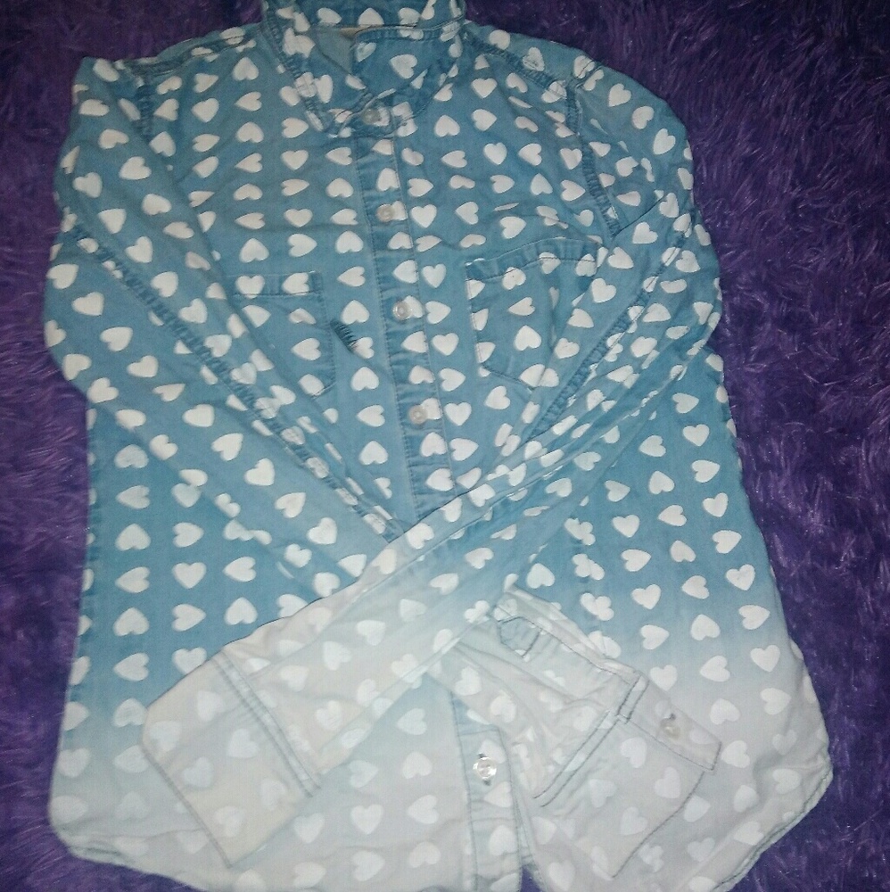OMBRE HEARTS BUTTON UP SHIRT