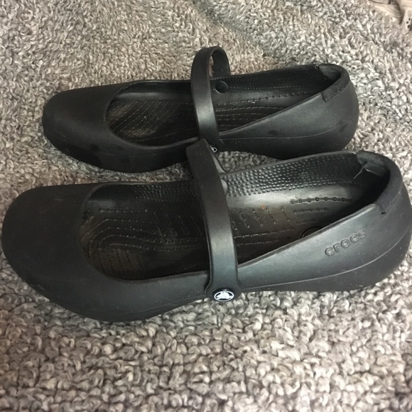 CROCS non slip (slip resistant) shoes - Picture 2 of 2