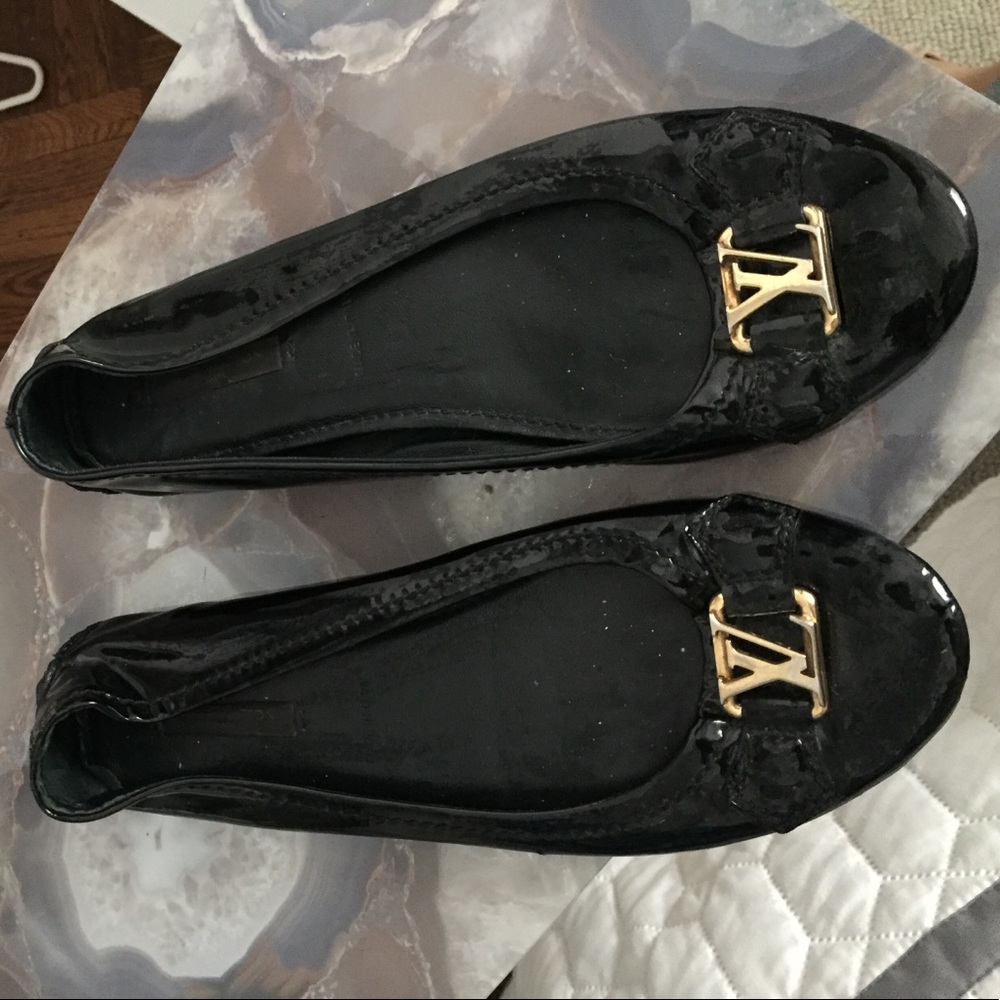 Louis Vuitton flats best offer