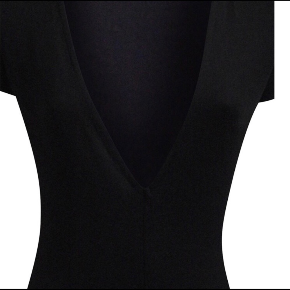 🎉4x HOST PICK🎉 Deep Plunge Bodysuit - Picture 6 of 7