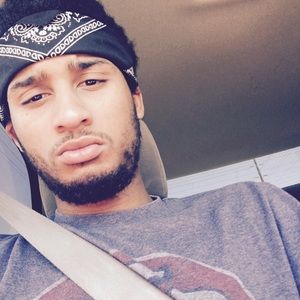 Meet your Posher, Devante