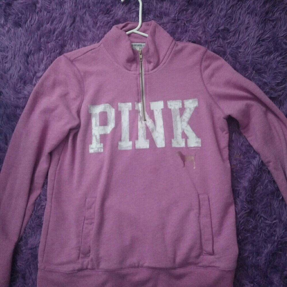 VICTORIAS SECRET PINK HALF ZIP SWEATER