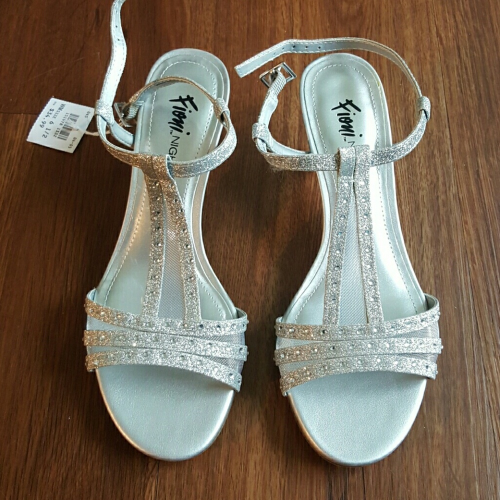 Fioni Night Sandals