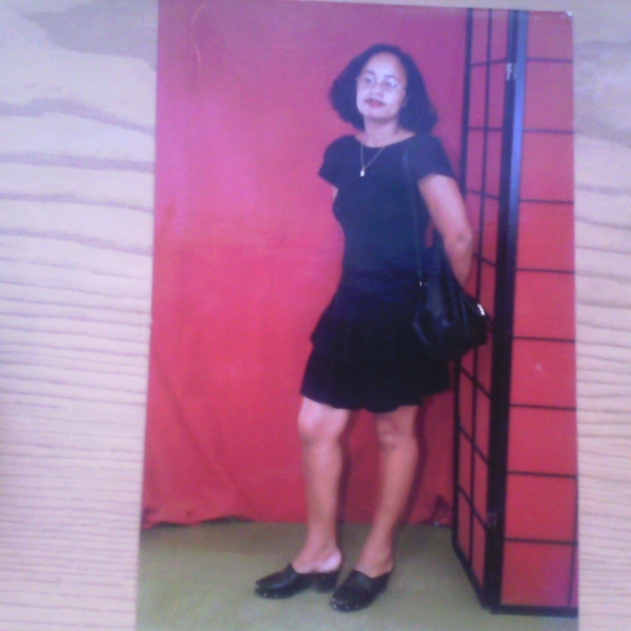 Meet your Posher, Amelia - Picture 1 of 1