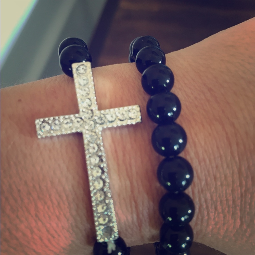 Beaded bracelet set with rhinestone cross detail
