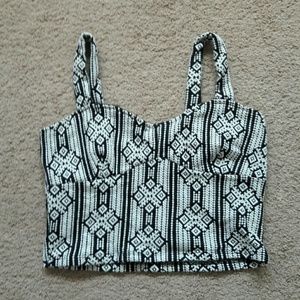 Cute crop top geametric pattern xl