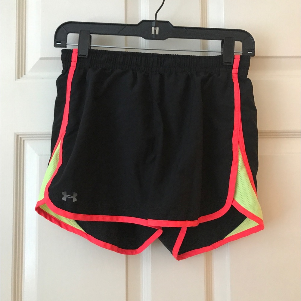 ❌ SOLD ❌ Under Armour Running Shorts