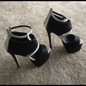 6 in black and white heels