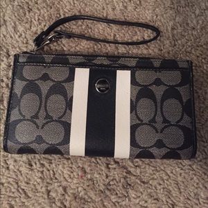 Authentic Coach wristlet