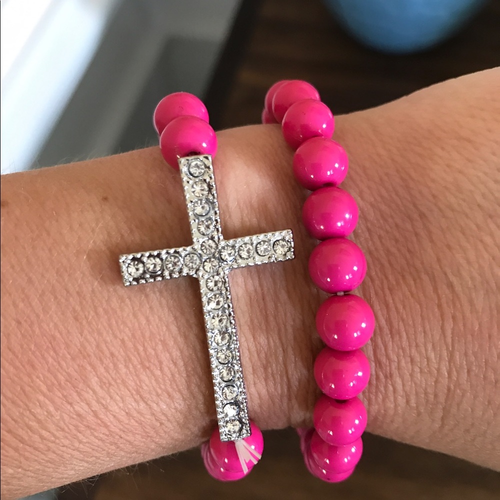 Beaded bracelet set with rhinestone cross detail