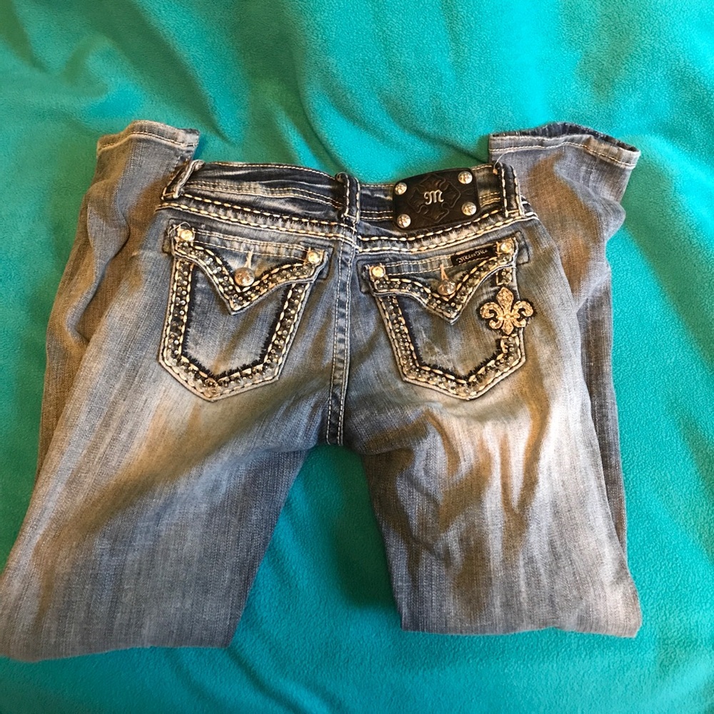 Miss Me capris.