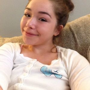 Meet your Posher, Ciara