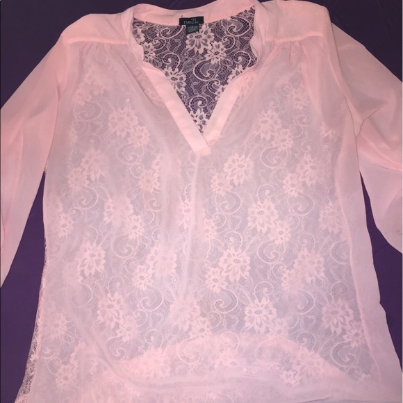 Sheer lace top - Picture 1 of 1