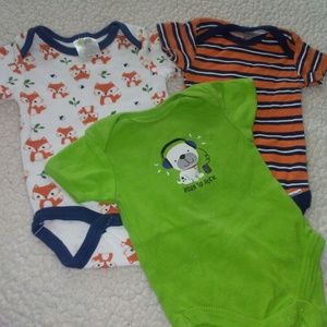 🔴BOYS ONESIE BUNDLE