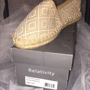 ✔5 for $13✔❤️New❤️Relativity Calle 2 Shoes!