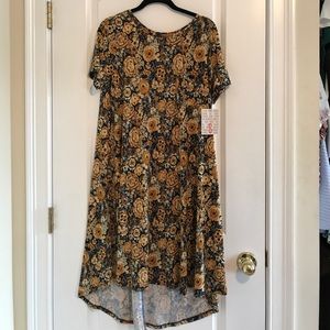 Lularoe Carly - Small - NWT