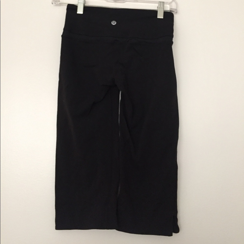 Lululemon yoga pants