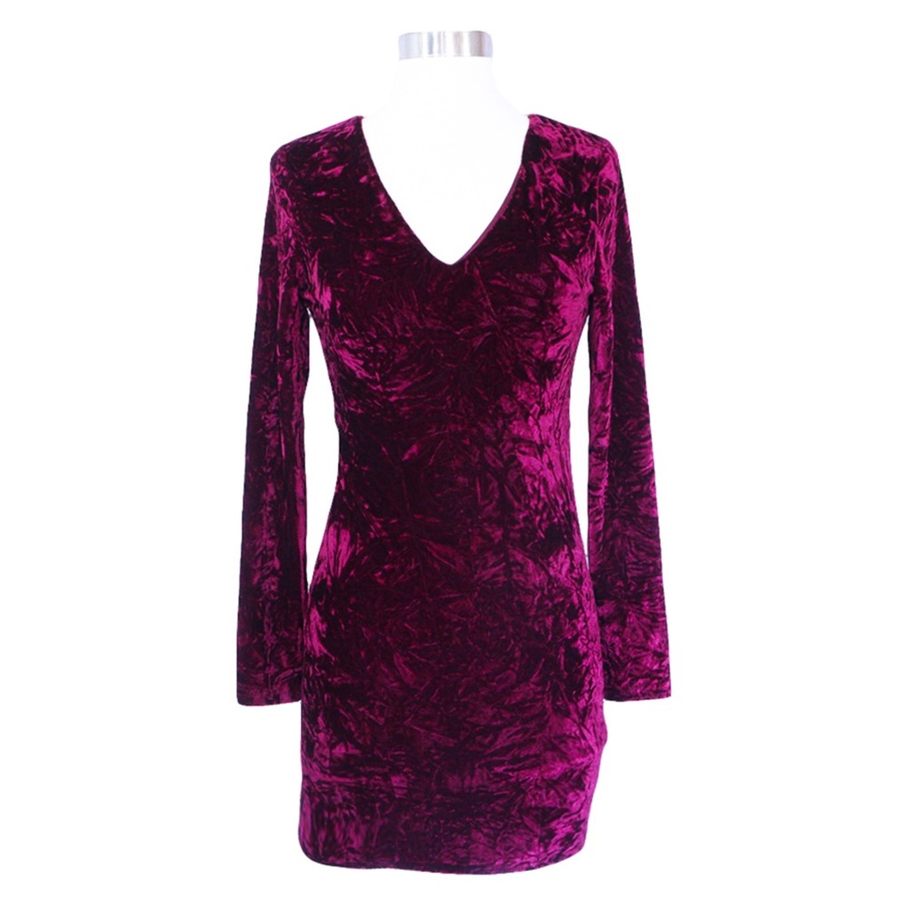 ^ Burgundy Lace Up Back Bodycon Velvet - Picture 6 of 7