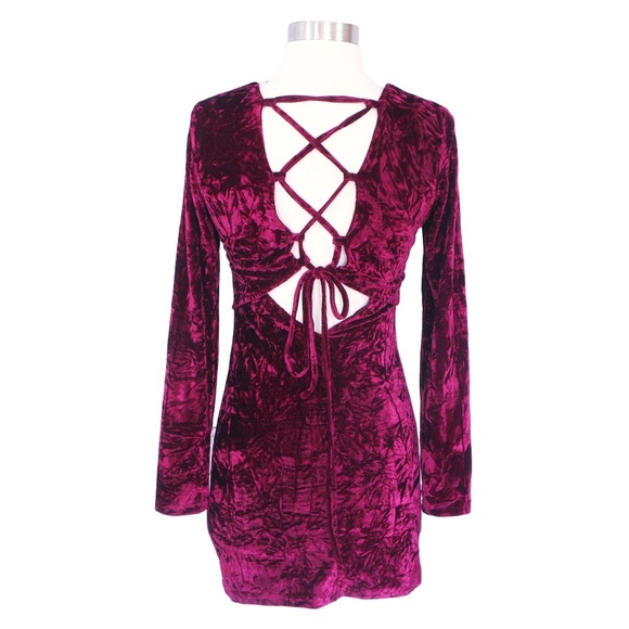 ^ Burgundy Lace Up Back Bodycon Velvet - Picture 5 of 7