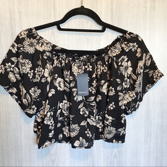 Forever 21 Tops - Floral off-shoulder top!