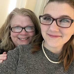 Meet your Posher, Jenn