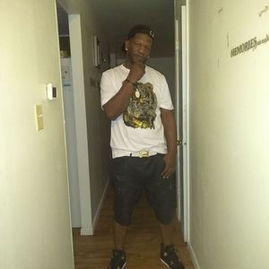 Meet your Posher, Romon